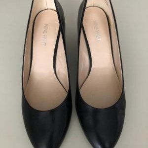 NINE WEST BLACK LEATHER WEDGE ROUND-TOE SHOES HEELS SZ 8.5 M EXCELLENT CONDITION